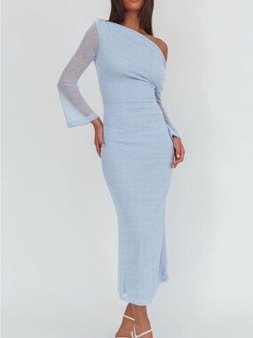 Selfie Leslie One-Shoulder Light Blue Sparkle Midi Dress